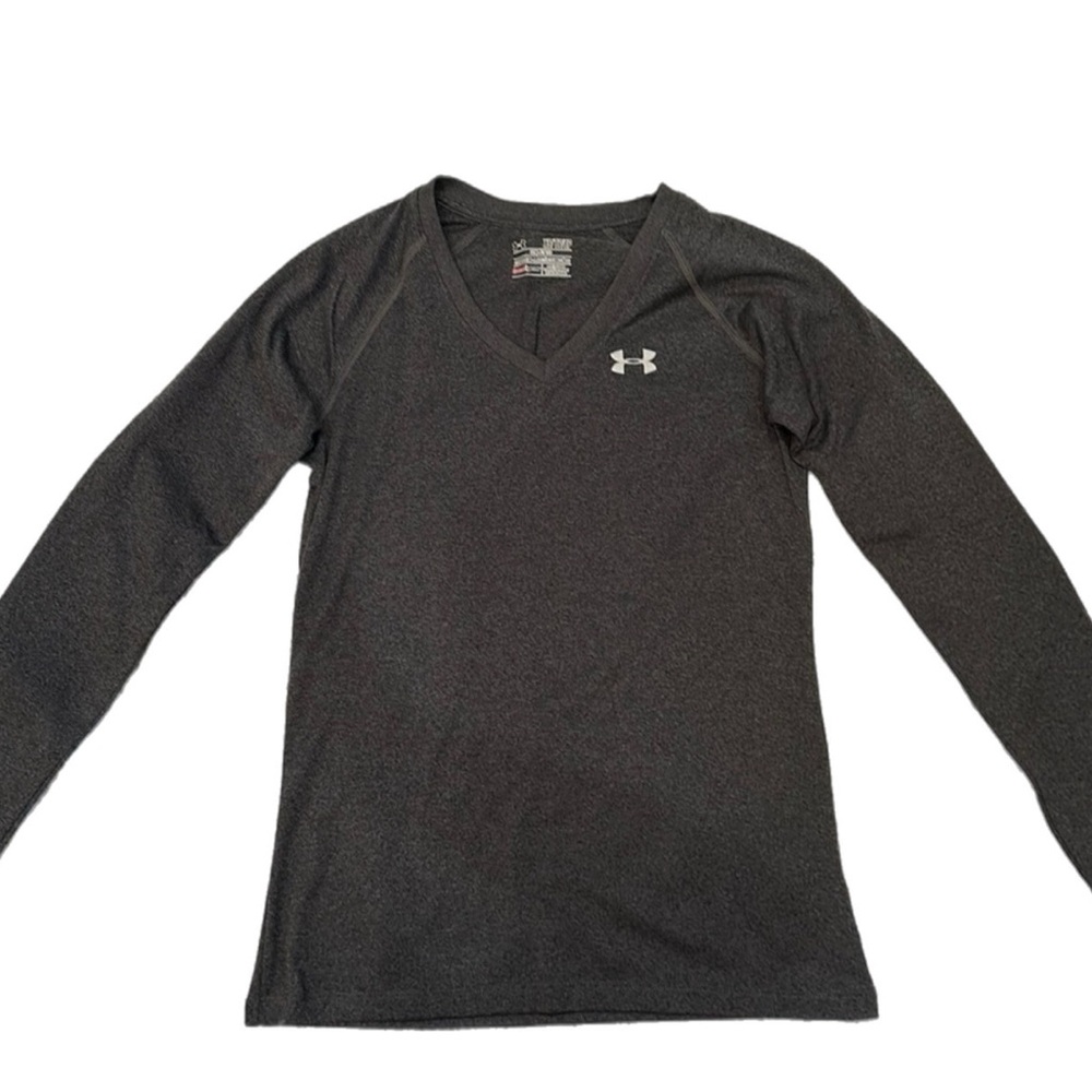Under Armour Heat Gear Semi Fitted long sleeve top